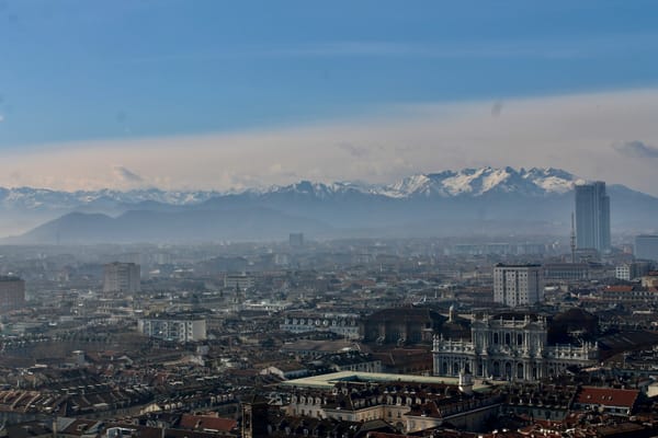 Torino, la qualità dell’aria è ancora critica (e cresce la minaccia dell’ozono)